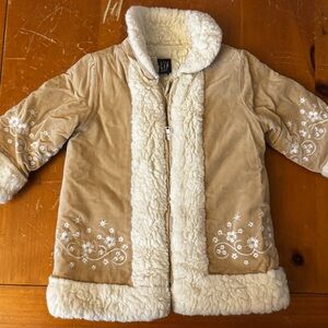 GAP Beige Puffer Jacket with Sherpa Lining and Embroidery